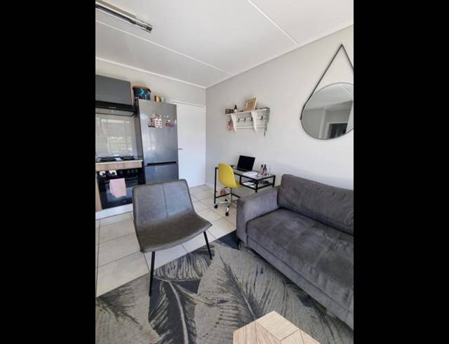 1 BEDROOM PROPERTY TO RENT IN LINBRO PARK